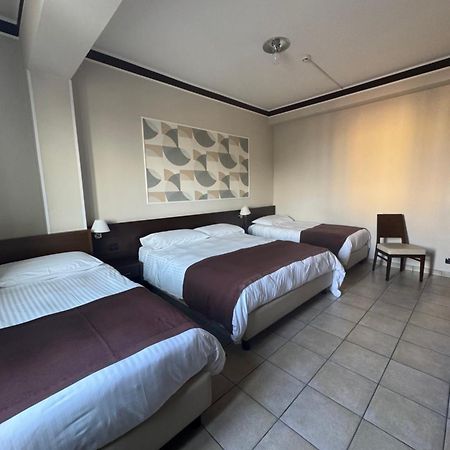 Hotel Vittoria Rosarno Dış mekan fotoğraf